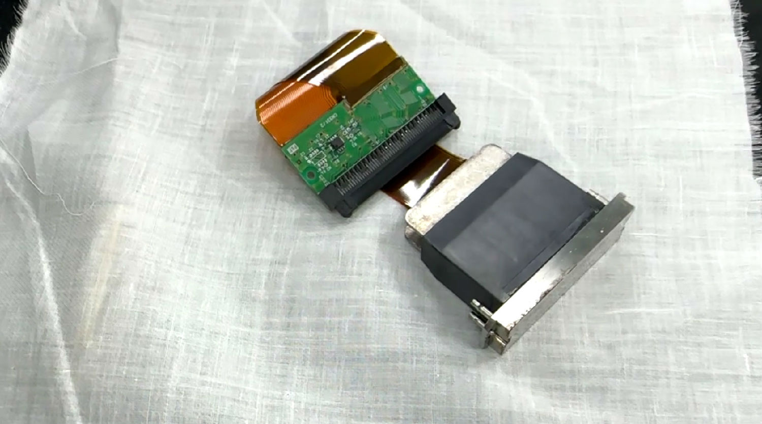 數(shù)碼印花機(jī)噴頭無(wú)法噴出小墨點(diǎn)的原因