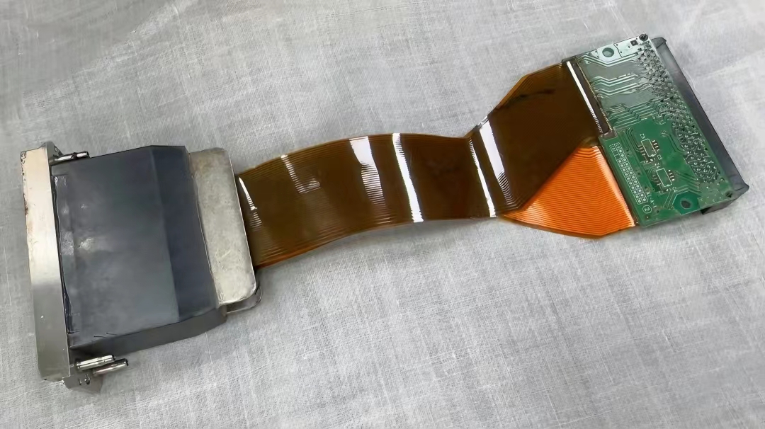 使用吸墨器時如何預防數碼印花機噴頭混色?