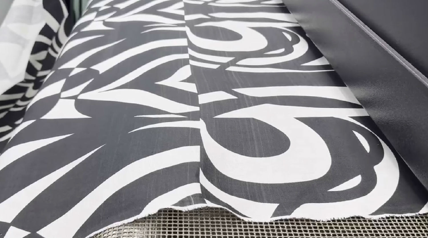 數碼印花機使用導軌潤滑對定位精度有影響嗎?