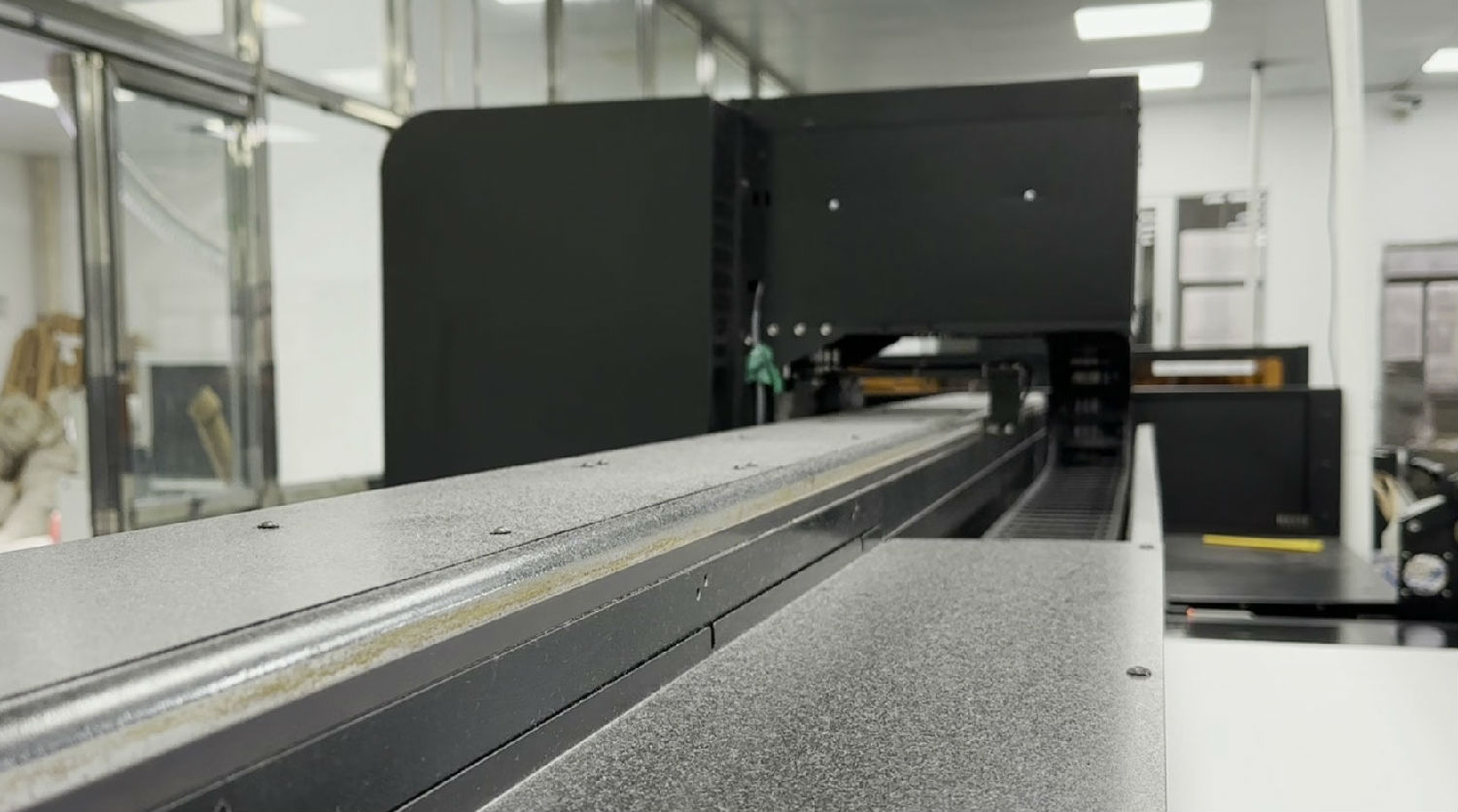 數(shù)碼印花機如何調(diào)整噴頭位置