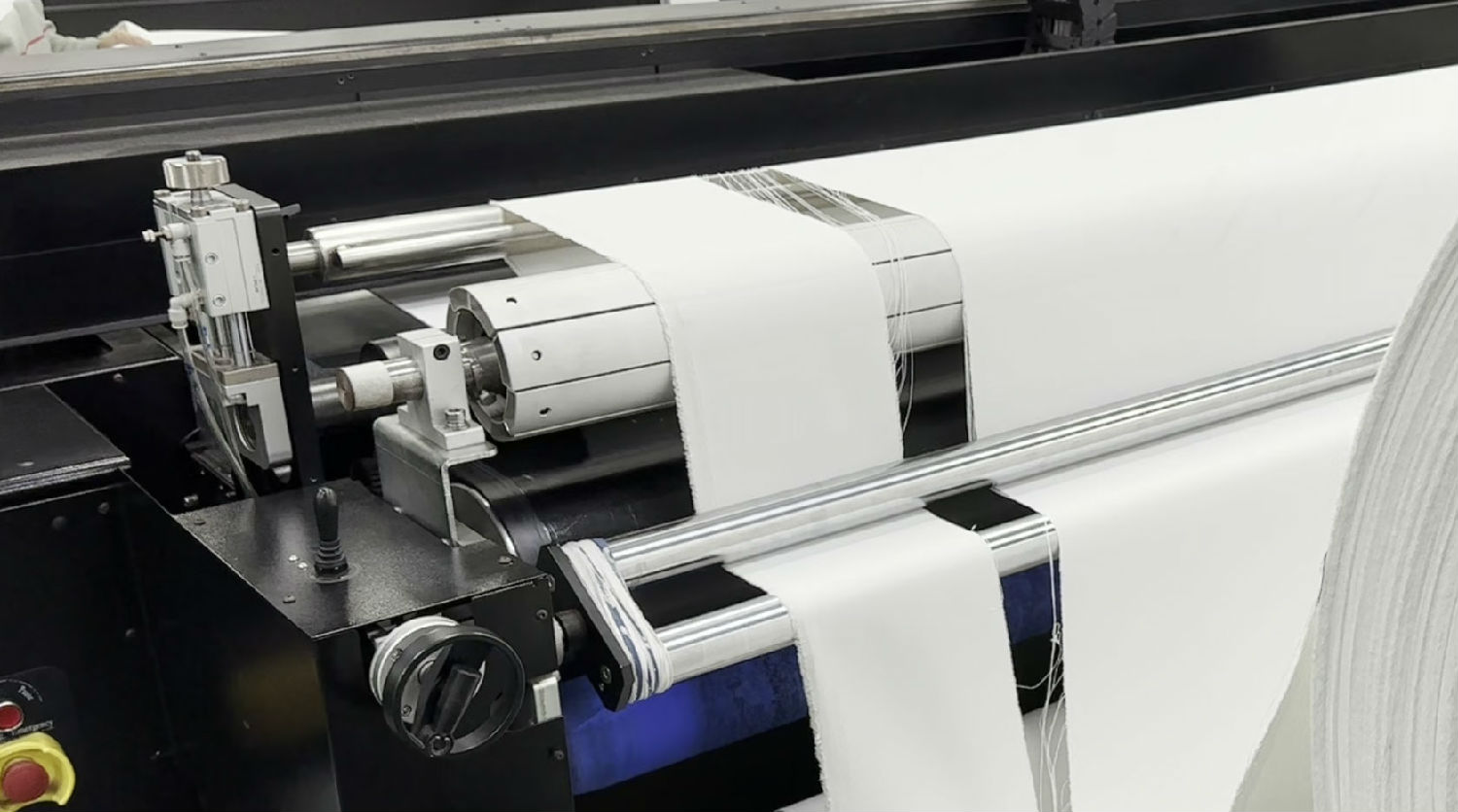 如何正確使用數(shù)碼印花機(jī)噴頭吸墨器